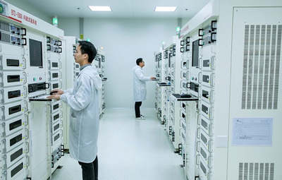 南昌縣(小藍(lán)經(jīng)開(kāi)區(qū)) 扛起工業(yè)大旗 助力省會(huì)擔(dān)當(dāng) 強(qiáng)化新興能源技術(shù)研發(fā)